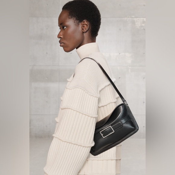 Zara Cream Ribbed Sweater - Picture 6 of 7